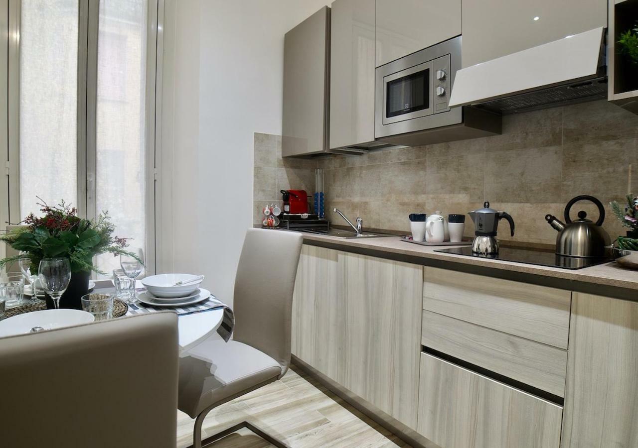 Central Lepetit Apartment De Luxe Milano Ngoại thất bức ảnh